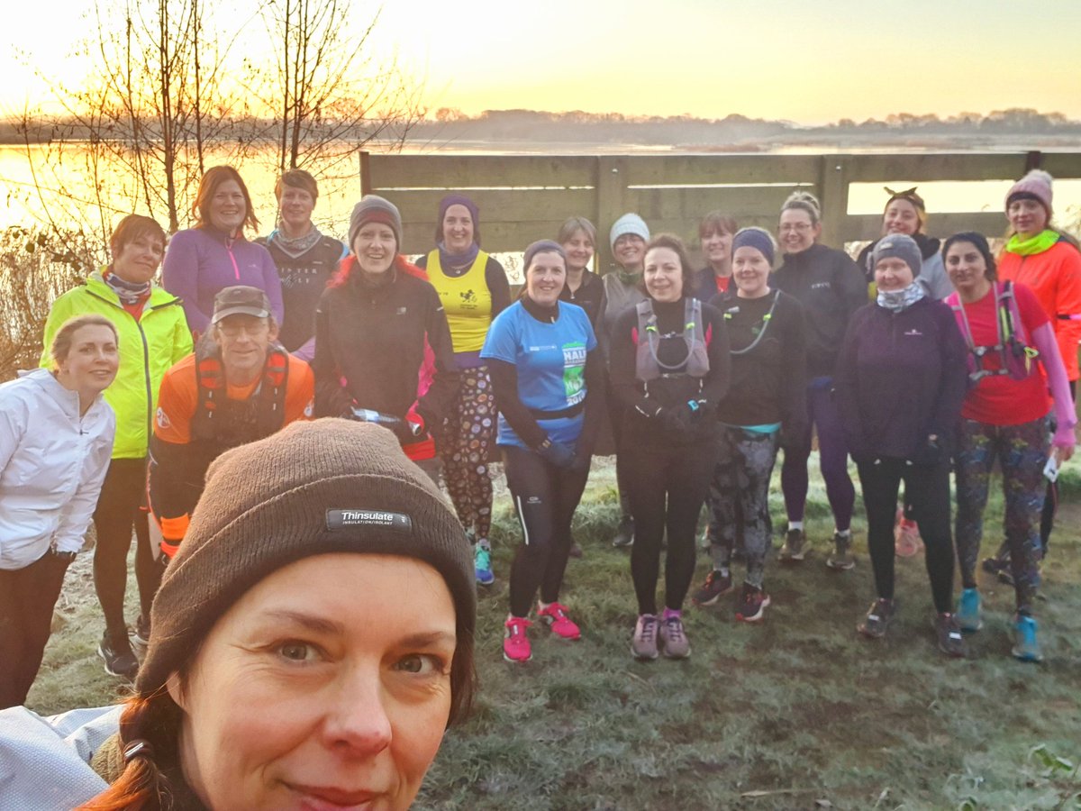 I organised a sunday social long run today. Early start but rewarded with a beautiful frost covered scenic 10 mile loop. So glad these places are open and accessible #socialrunning #skylarksnaturereserve #greenspaces #mentalhealth #nature @cotgravecountrypark @GranthamCanal