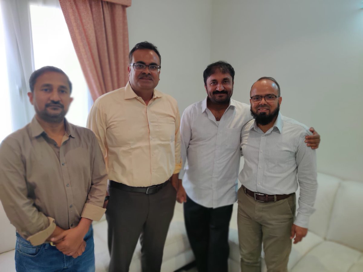 SamastConnect's tweet photo. It was a great morning 2day 4 us when mathematics genius &amp; Super 30 founder, Mr. Anand Kumar spared his precious moments for us during his short visit to Qatar. He along with Mr Pranav Kumar, Mr Obaidurrahman founder of Rahman’s 30 visite our member Dr. Mosharraf's residence. https://t.co/N8KUYCiNEQ