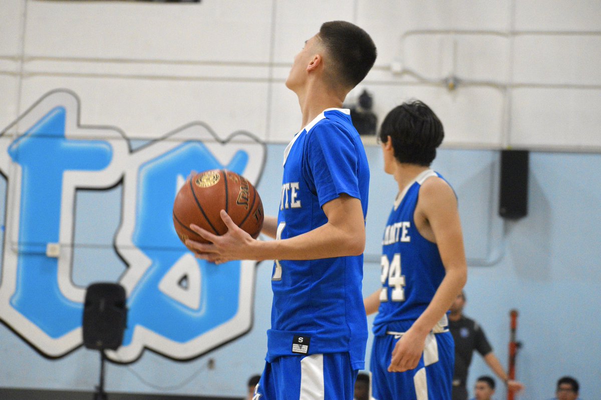 jackytookthiss's tweet photo. 1/13/2020 📸
El Monte 70- Arroyo 53 🍽 https://t.co/BpzkS5RBsH