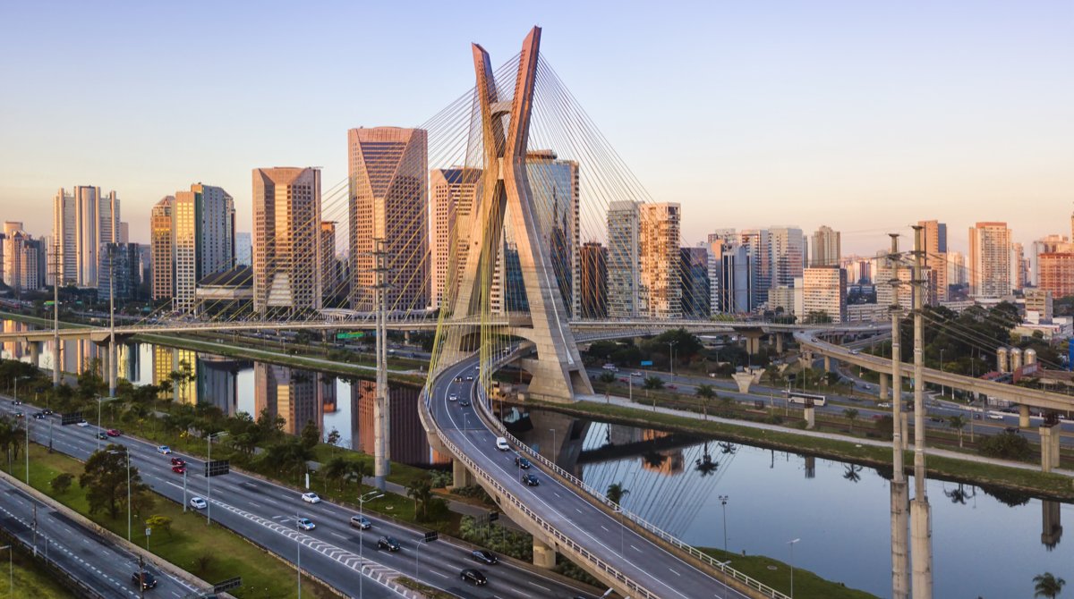 VirginAtlantic's tweet photo. Great news: São Paulo is #2 in the top 10 trending holiday spots for 2020 according to Google: https://t.co/3vPIy5NEQe 🇧🇷

Even better news: from the 29th March we will be flying daily from @HeathrowAirport so you can see it for yourself 🙌⁣ https://t.co/XGnoZDSewN