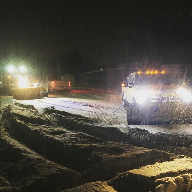 lllprojects's tweet image. Fuel up ⛽️ #diesel #m6 #kubota #tractor #snow #ottawa #20cm #winter #2020 ift.tt/2R7azD3
