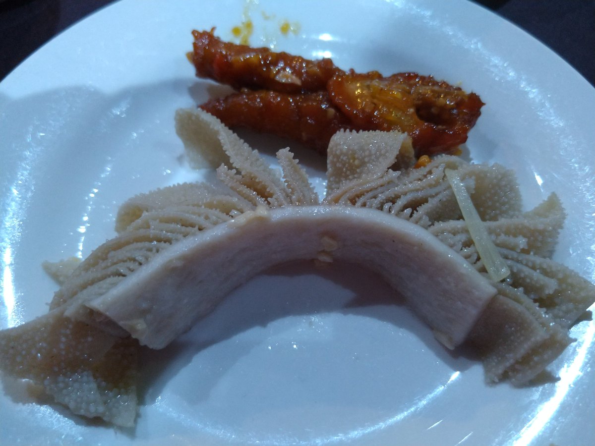 rjw1's tweet photo. Always order tripe and chickens feet #LeedsFunWeekend. #TripeOfTheDay https://t.co/VcL0Hhcmt2