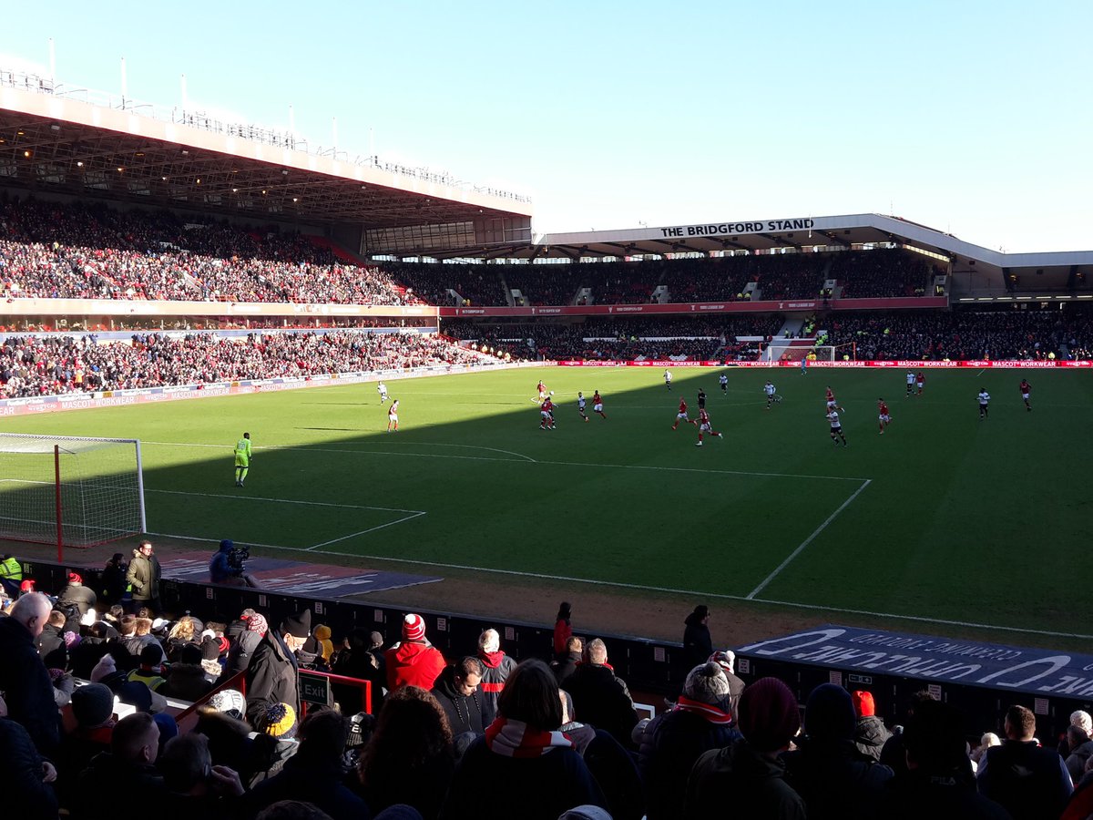 Number1_Patrick's tweet photo. When this #nffc game's over I'm going to think it's teatime but it won't even be 2 o'clock 😲😂
#3points #catchingyouup https://t.co/1SFnnQqr6a