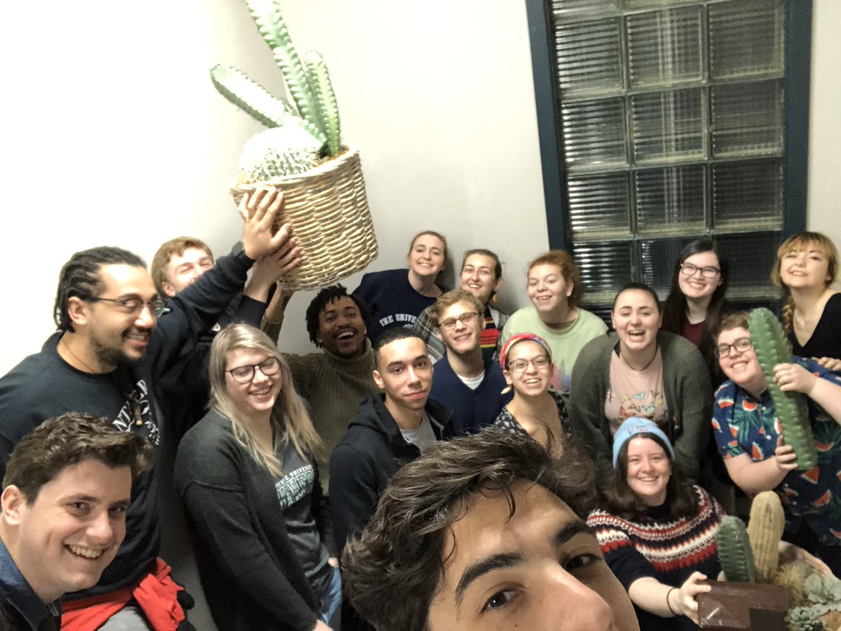 RogersBrian23's tweet photo. We’ve got 16 organizers hitting the ground all over NH this week for #winterwelcomeweek & we aren’t taking anything for granite 😉 we’ve got thousands of doors to knock & calls to make to ensure we drive the highest #youthvote turnout in history #nhpolitics https://t.co/mVPk1Ge0SD