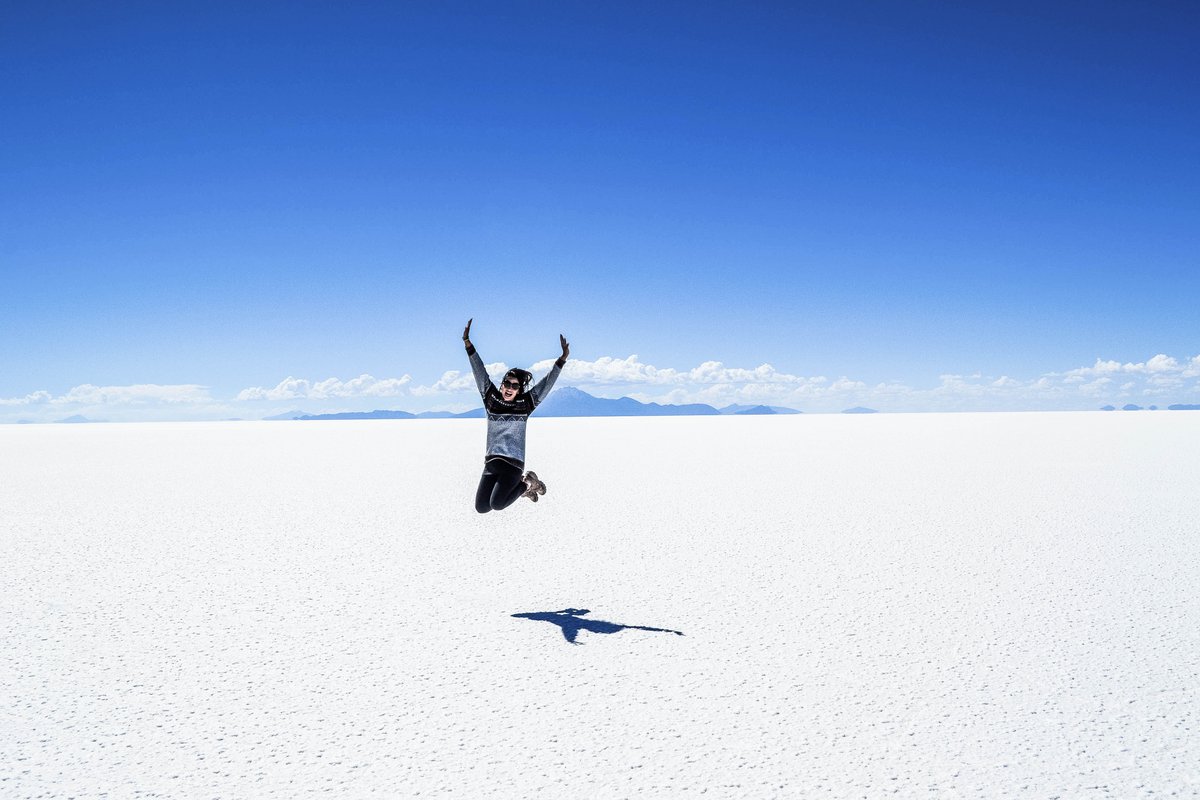 SurroundUsNow's tweet photo. That feeling you get when 1. It's the weekend and 2. All of your most precious photos and videos are consolidated, backed-up &amp; organized!
_
Ready to streamline your digital life? Click the link in our bio to get started! https://t.co/0cWg53dToG