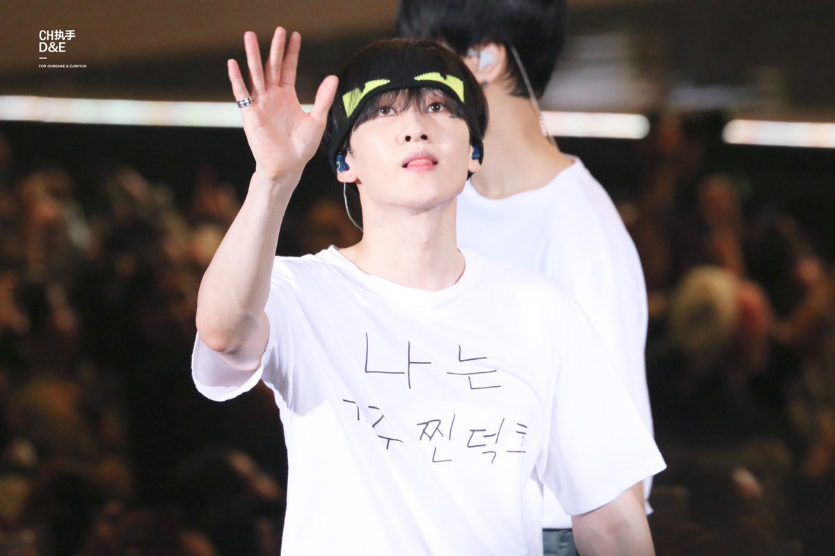 chukihyukhae415's tweet photo. 【HQ】 200119 Super show 8 in Macau Day2
#Eunhyuk #은혁 
#슈퍼주니어   #superjunior               
#이혁재 #leehyukjae 
@AllRiseSilver 
【Plz do not edit or remove logo.】 https://t.co/VPecnOMm4A