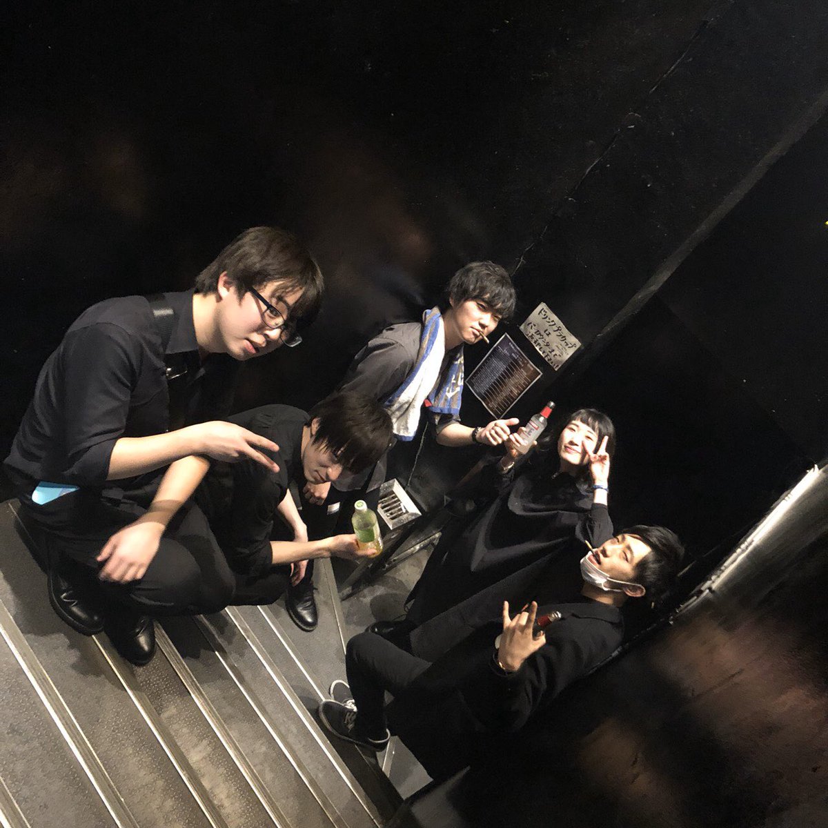 メンバー の 真夜中 ずっと に いい で