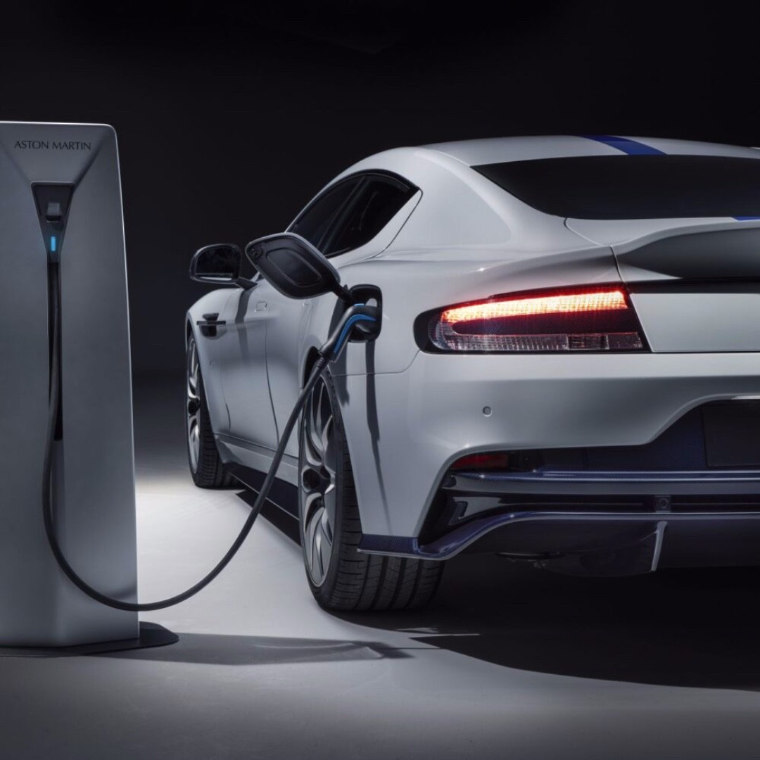 Mechaniku1's tweet photo. Ther's a new EV in town - Aston Martin Rapide
.
.
.
#cars #çarşı #carspotting #carslove  #cars_pushing_the_limits #carselfie #carsforsale #carswag #carshots #carsandcoffeealisoviejo #carsmovie #carseat #carspotter #carsick #carsdaily #cars_ofinstagram #carsale #carsı https://t.co/KvpomVGXOQ