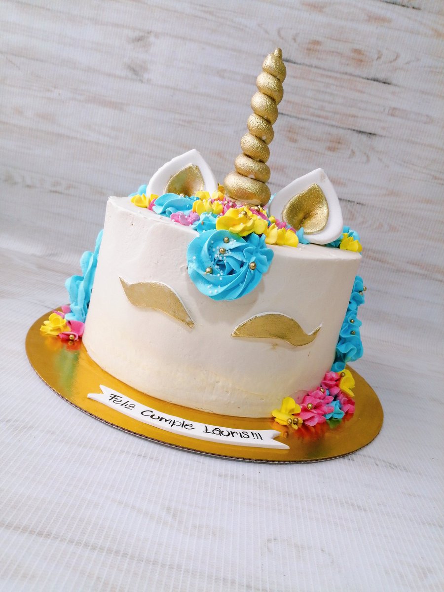 Dulcebendicion8's tweet photo. Unicorn Cake buttercream
#Unicornio #cake #buttercream #eventos #eventosbogota #mesadedulces #pasteleriaBogotá #pasteleriacreativa #Fiestatematica #FiestaInfantil https://t.co/jml37QRysL