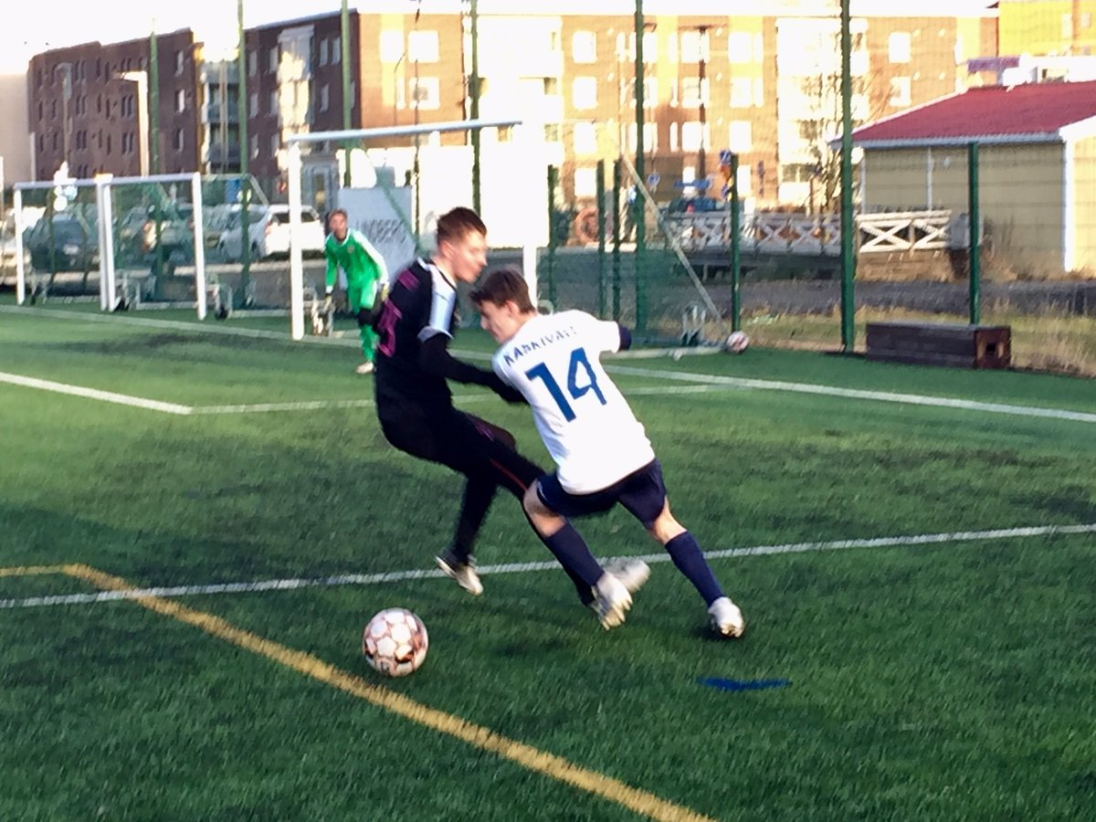 kaskivalli's tweet photo. Tammikuussa tarkenee, vieraspeli Kirkkonummella FCKirkkonummi vs. FCEspoo 1-2⚽️ #FCEspoo #Tammikuu #Kyllätarkenee https://t.co/gMZsIn39yl