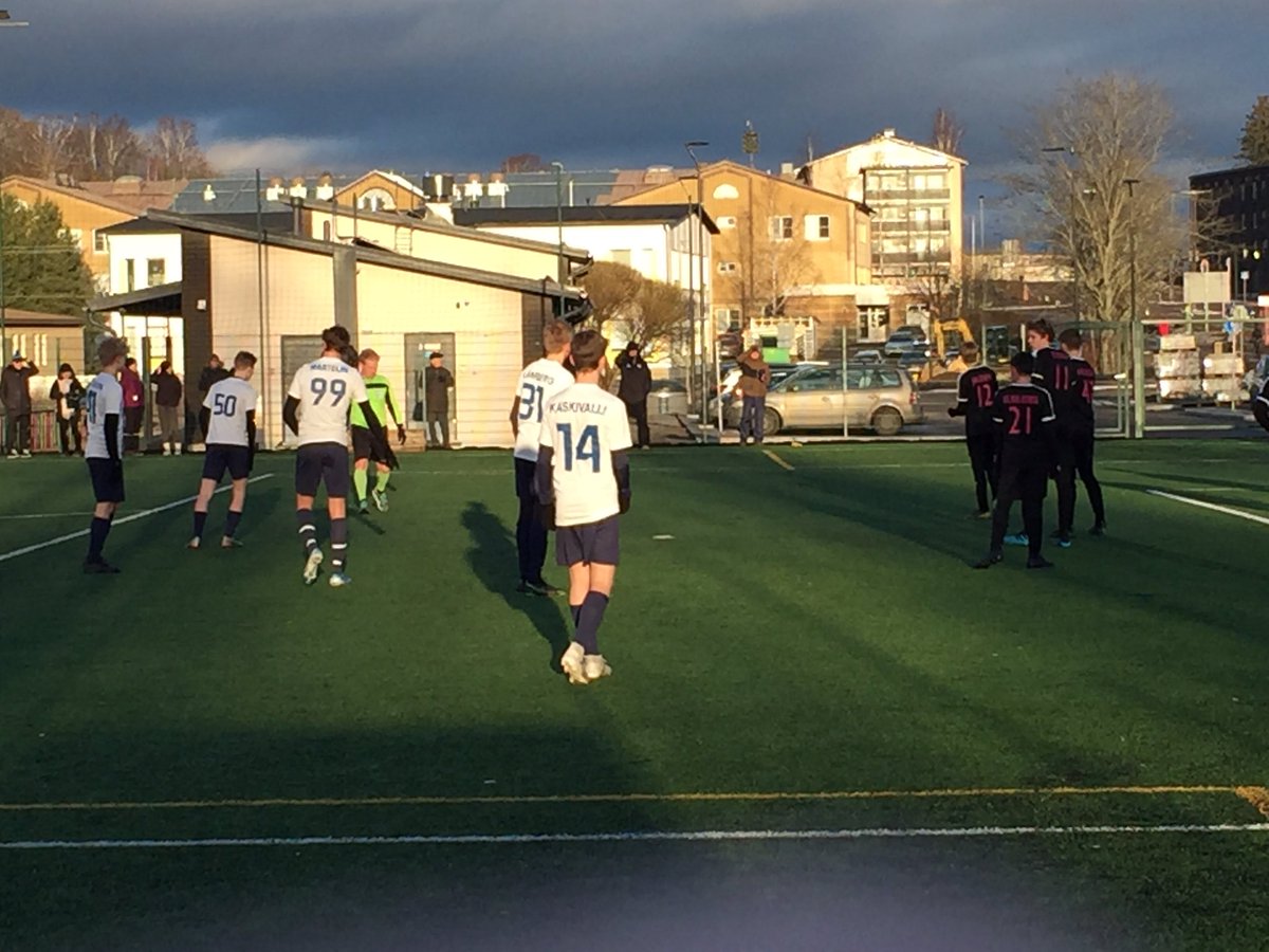 kaskivalli's tweet photo. Tammikuussa tarkenee, vieraspeli Kirkkonummella FCKirkkonummi vs. FCEspoo 1-2⚽️ #FCEspoo #Tammikuu #Kyllätarkenee https://t.co/gMZsIn39yl