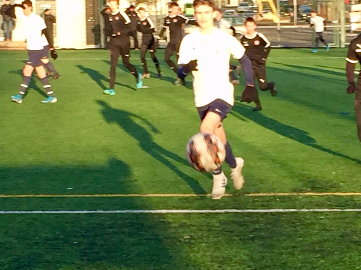 kaskivalli's tweet photo. Tammikuussa tarkenee, vieraspeli Kirkkonummella FCKirkkonummi vs. FCEspoo 1-2⚽️ #FCEspoo #Tammikuu #Kyllätarkenee https://t.co/gMZsIn39yl