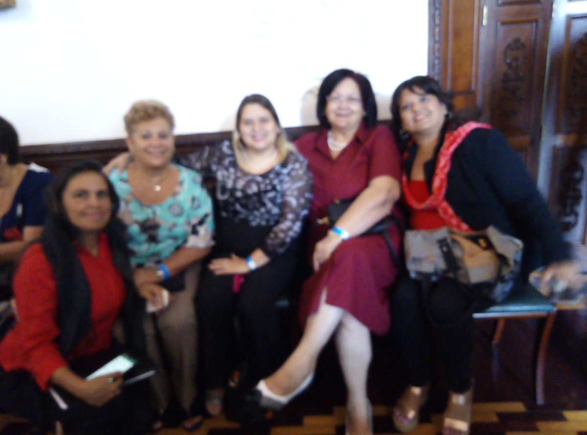 inalviscatalina's tweet photo. 20 reunión intergubernamental, del convenio Cuba Venezuela. Se consolidan relaciones entre dos pueblos hermanos. Viva la solidaridad.
@mision_cuba
@cubacooperave
@DriMined
@OrlandolvarezA5
@SerranoSaery https://t.co/riOaMZEhoN