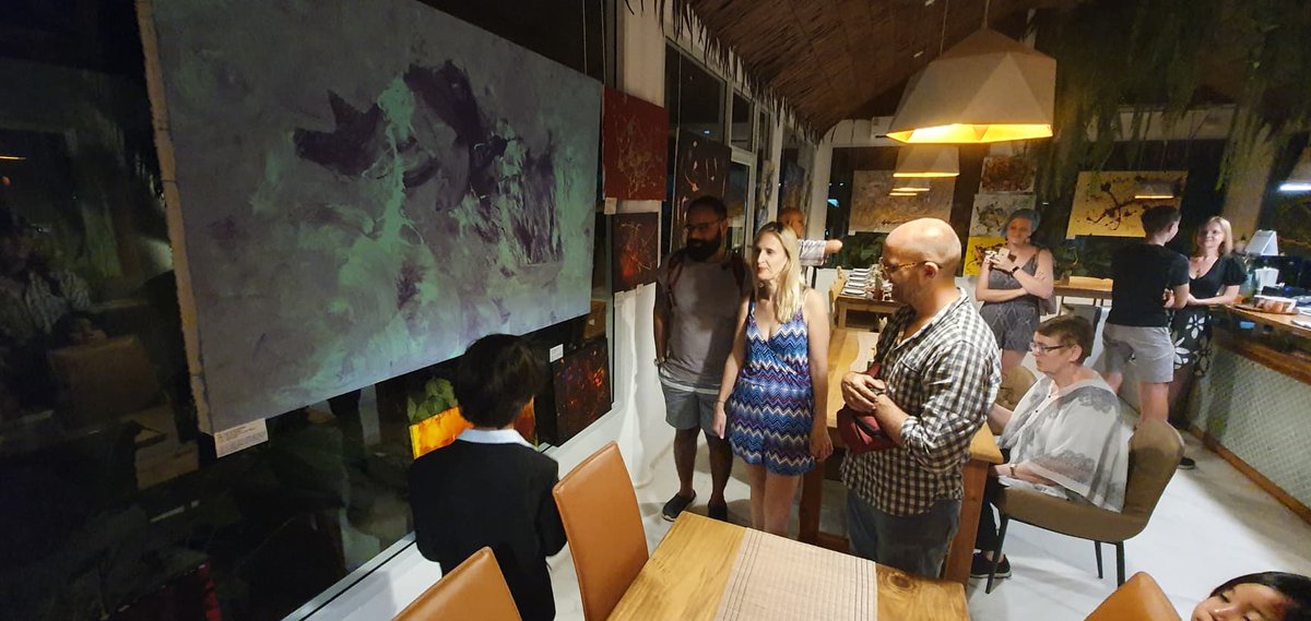 ArtPrinceton's tweet photo. So proud to announce my first Solo Art Exhibition was a success! About 50 guests on opening night and 8 paintings sold! Thank you so much for those who came to see my Art! #abstractart #abstractartist #soloexhibition #soloartexhibition #artexhibition #modernart #prodigyartist https://t.co/8LelUpZqkE