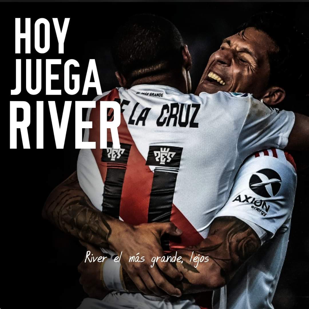 millonariaNoe's tweet photo. Buen domingo!🐔 https://t.co/H3xp2JOAtn