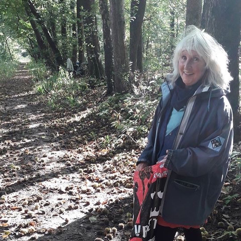 Maarsbergen aan Tafel!
Virga Lipman en Marc van Pelt koken heerlijke maaltijden voor dorpsgenoten.
Voor de Gouden Soeplepel <a href="/gem_heuvelrug/">Utrechtse Heuvelrug</a> serveren zijn 24 januari een heerlijke seizoenssoep van eigengeraapte lokale ingrediënten. Er is een publieksprijs #proeven &amp; #stemmen!