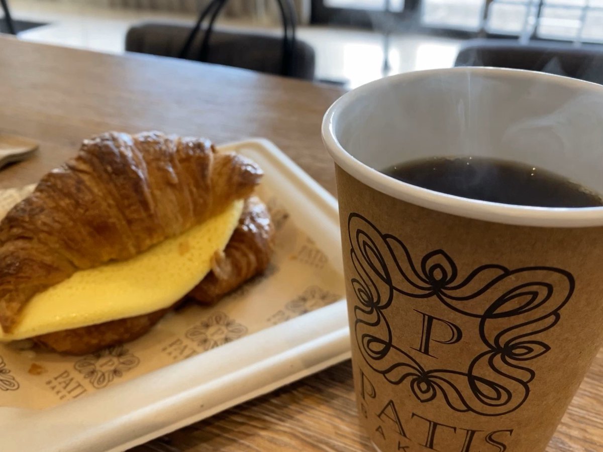 SergioMirandaUS's tweet photo. Amazing eats and coffee @patis_bakery #LyndhurstNJ!  #Kosher #Delish @Espressomania1 https://t.co/0hwoOISqM4