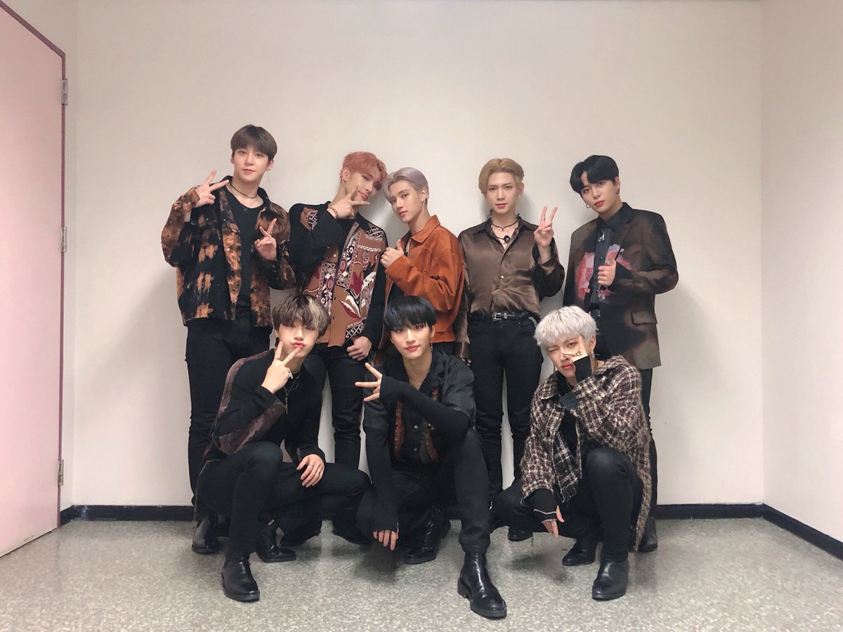 [📷] TODAY ATEEZ
　
오늘 에이티즈랑 눈 맞은 에이티니🌨❄️💕
남은 활동도 우린 우리답게 go🕺
　
#TODAY_ATEEZ #ATEEZ #에이티즈