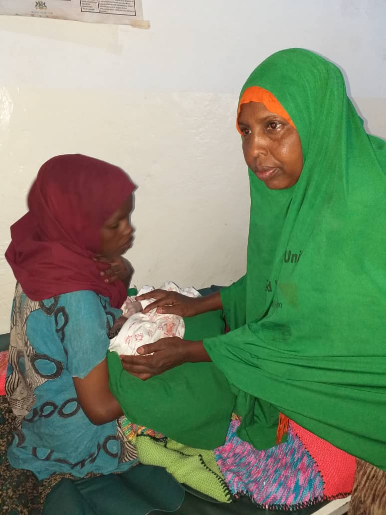 alinur55_99's tweet photo. DMO meternity supports mothers to deliver safe place with assisting @WVSomalia OFDA project  bidoa district Horsed Health facility https://t.co/8NuPHmDc2H