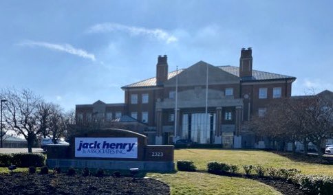 DX_DPayne's tweet photo. Check out our newest @JackHenryAssoc location in @TourEtown as our @ProfitStars iPay Solutions division has moved to new offices! Proud to be a part of #JackHenry as they are a meaningful part of our community here in Kentucky! #JHAProud #SundayMorning https://t.co/MGWmvC6BNY