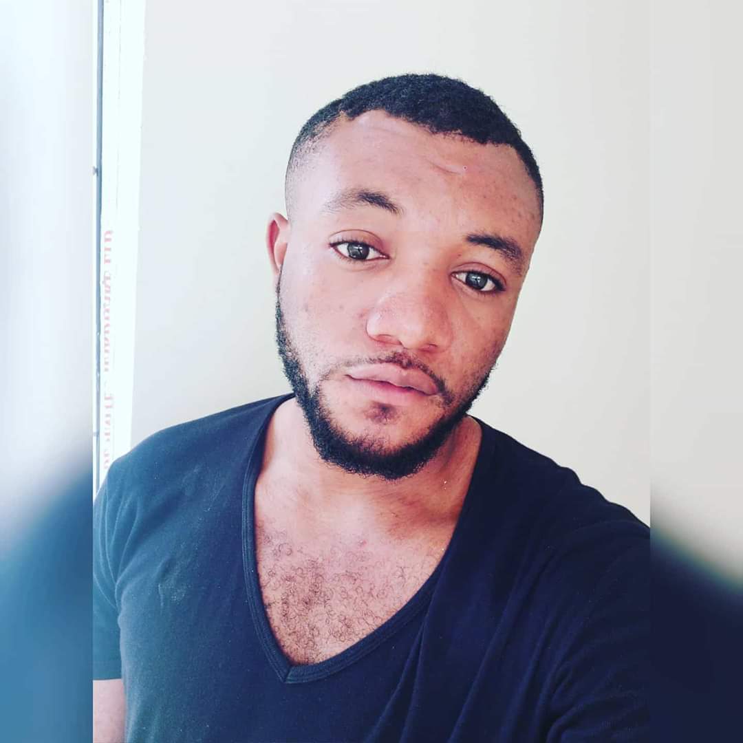 Kingofhighligh1's tweet photo. Happy sunday to my lovely friends #kingofhighlight https://t.co/D1IYdQ8b3k