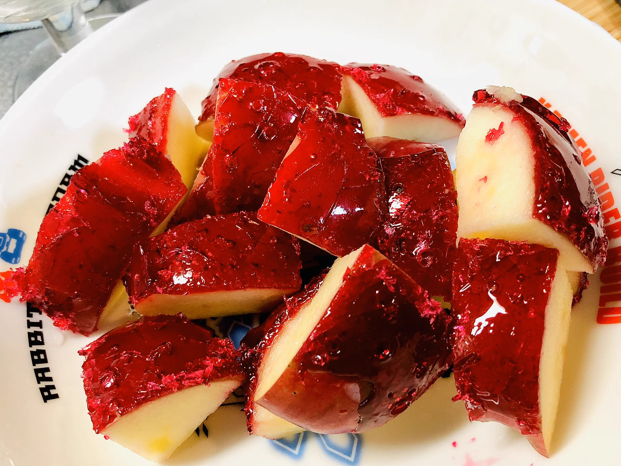 リンゴ飴のめちゃくちゃ美味しい食べ方を伝授します！！！