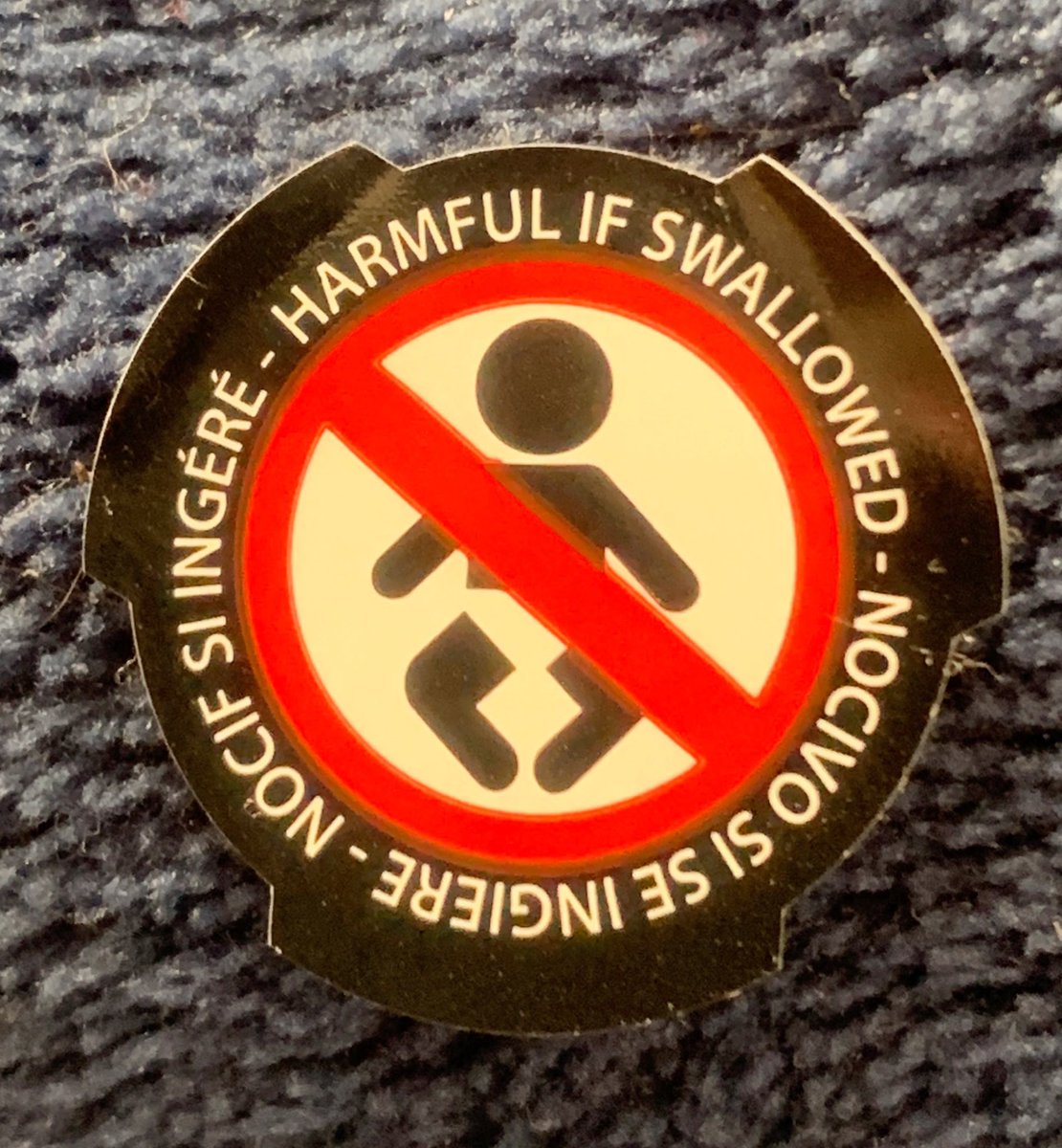 TlustyM's tweet photo. Warning! Babies are harmful if you swallow them. #WordsOfWisdom #LabelFail https://t.co/TexhLFlkA6
