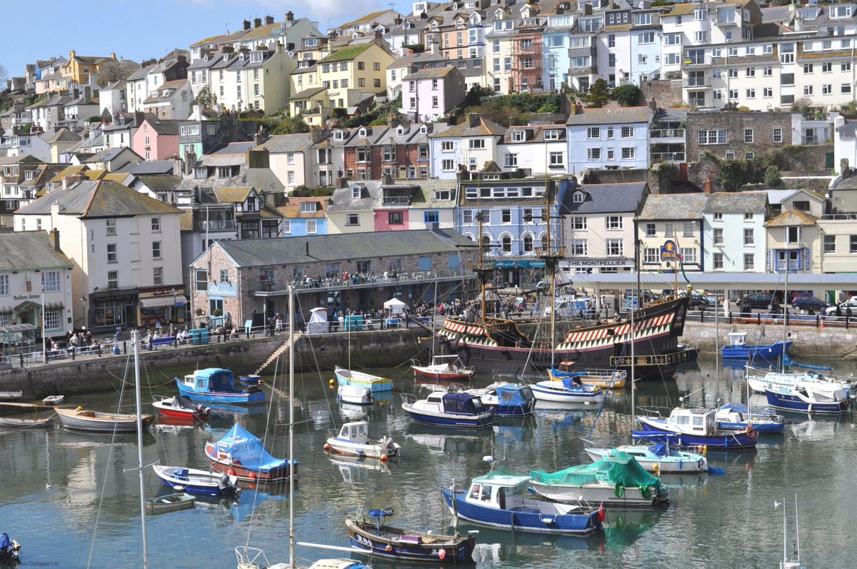 BrixhamTQ5's tweet photo. We have a facebook page you know! Why not check out our latest post? https://t.co/AYuPuDMRDO #BroadstepsCottage #petfriendly #romanticbreaks #bythesea #Brixham https://t.co/6cwtlKkDO2