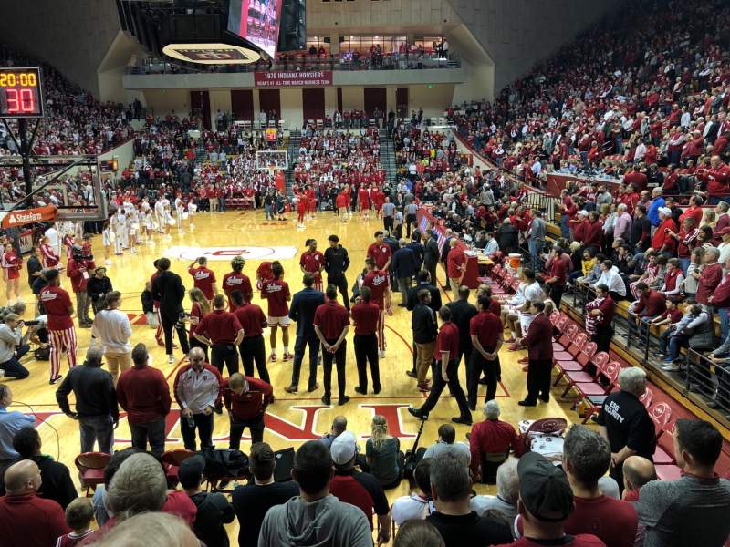 daily_hoosier's tweet image. Okay, here it is: TWO chances to win PRIME #iubb seats for Feb. 13 vs. Iowa 🔴⚪️

1st Prize:🎟️2 Sec. 5 tix +🚗parking pass!
2nd Prize:🎟️2 Sec. 5 tix!

TWO simple rules:
(1) Must retweet this tweet
(2) Must follow this account

🎉Winners notified next Sun. (Jan. 26). Sec. 5 view: