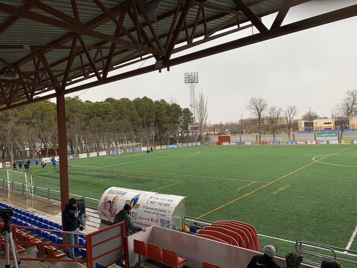 A las 16:30 otra de #futboldeverdad en el #delgadomeco

Recibimos a <a href="/Manzanares_CF_/">Manzanares CF 🦅💙</a> 

#VamosSporting