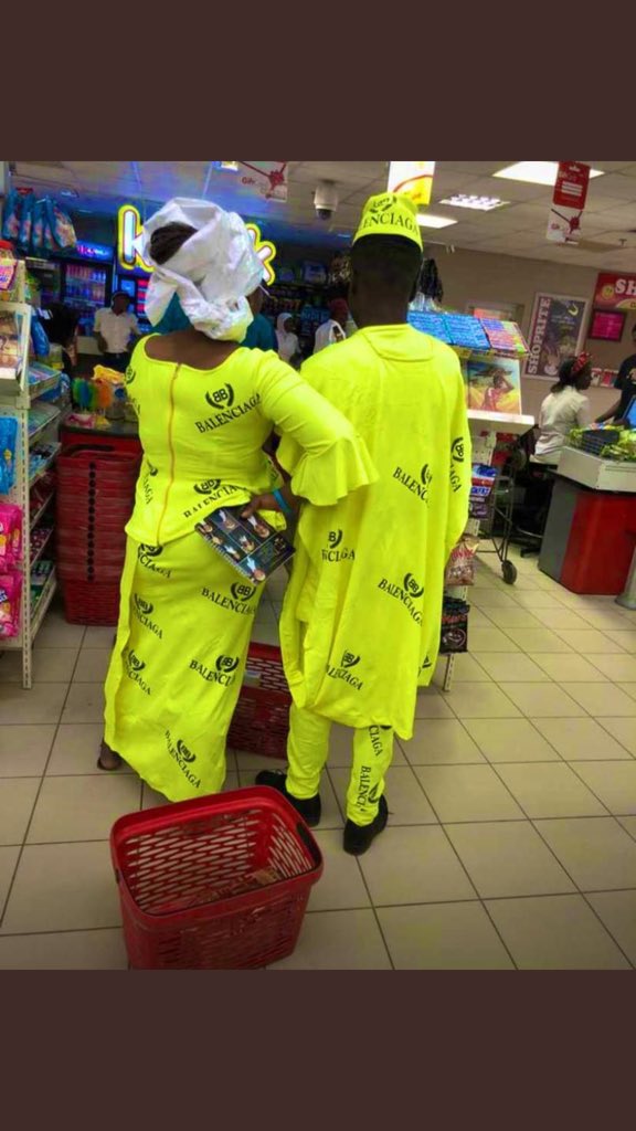 its_zeeza's tweet photo. Half the people making fun of this couple also can’t afford Balenciaga 🤷🏾‍♀️#Balenciaga https://t.co/n5DMEl61y7