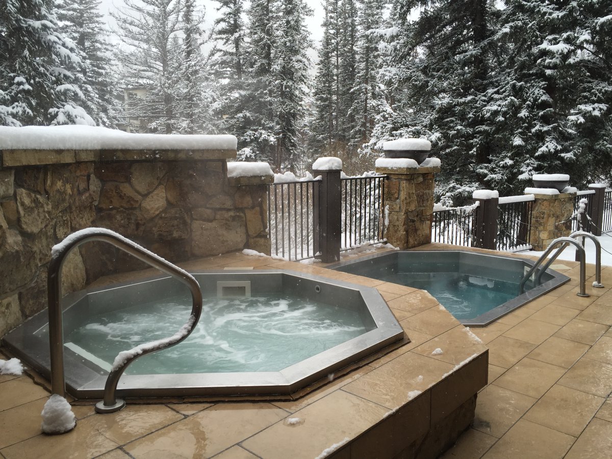 It's time to take off your winter boots and warm up in our 2 outdoor hot tubs, steam room, or sauna. #VailMtnLodge #VailLodging #Vail
