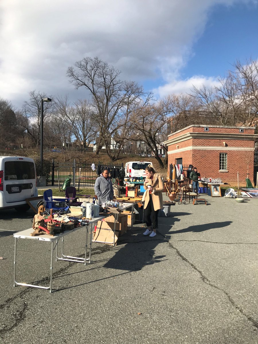The Georgetown Flea Market (really in Burleith, down Wisconsin Avenue at the Hardy Middle School parking lot) is open every Sunday. 
While winter brings fewer people, there were still more than a dozen vendors in the sunny but cold weather. 
#GeorgetownFleaMarket #DCfleamarkets