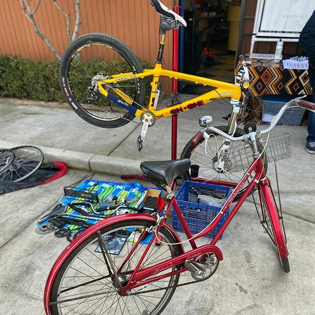 All set up. Come by and say hi!
Bike Swap Meet!
@grizzlycycles661 12-4 ift.tt/2NGiWDH