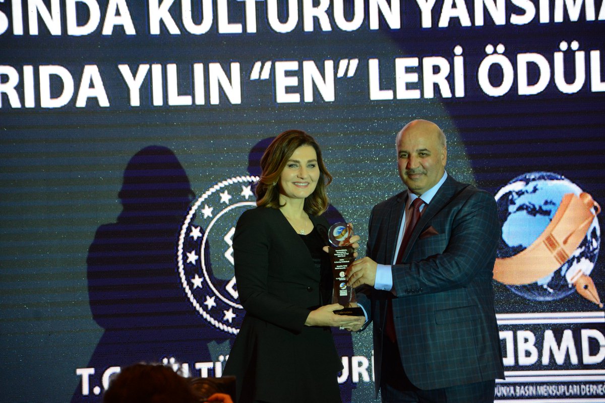 2020 Yılının İlk Haftasında Çırağan Sarayı'nda Gerçekleştirmiş Olduğumuz ''Basında Kültürün Yansımaları ve Başarıda Yılın En'leri Ödül Törenimizde Ödüller Çok Değerli Sahiplerini Buldu..Sayın İnci ERTUĞRUL👏 <a href="/GerceginPsnde/">Gerceğin Peşinde</a> <a href="/startv/">STAR TV</a> #inciertugrul #gerceginpesinde #startv #dbmd