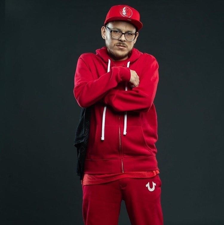 Jkruzonair's tweet image. RIP @hollywood104 When I was new to the D you introduced me to promoters, helped get me gigs. The fact that I worked at the other station never stopped you for showing me love. It was an honor knowing/working with you mi hermano #RIPDjHollywood 🇲🇽 #Heaven just got 1 hell of a DJ