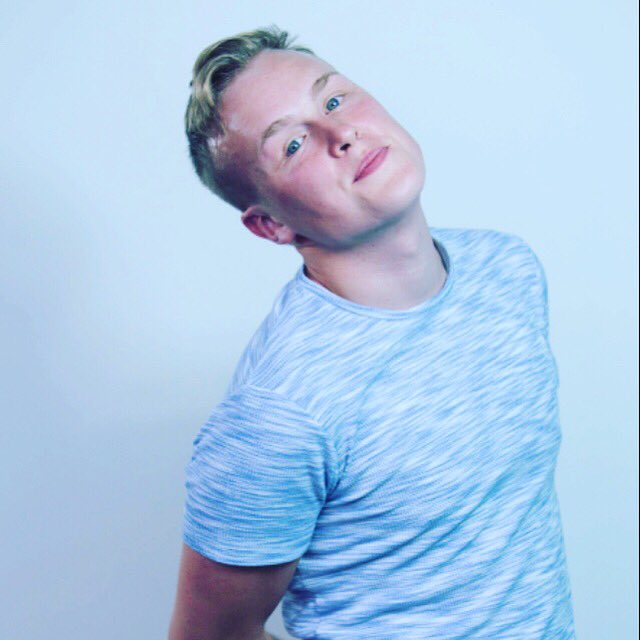 Excited to announce that the outrageous JOSH JONES will be joining us at Hush Comedy tomorrow nightttt!!!! He’s only in London for the night so DO NOT MISS IT! @JoshuassJones