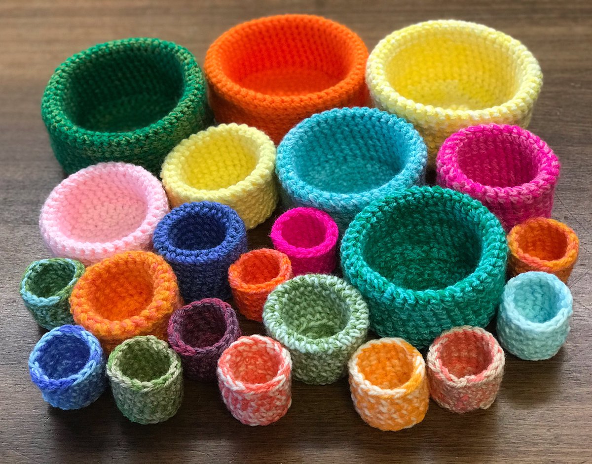 ladymufon's tweet photo. All done and posted out last Wednesday.  Hope they’ll be of some use over in Oz and some little critters get to make them home. 💚💛😀🏡🇦🇺 @uk_crafters https://t.co/g0D2wEFpGt