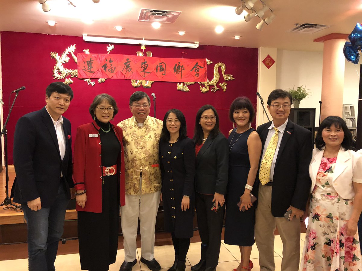 mtulaw's tweet photo. The best part of being on the Plano City Council is the official duty to wish everyone a Happy Chinese New Year. I mean, what other job allows you to do that?!!

做布蘭諾市議員最棒的福利就是可以在職位上正式的祝福大家新年快樂。還有什麼工作有如此福利？ https://t.co/idprk2Xfke