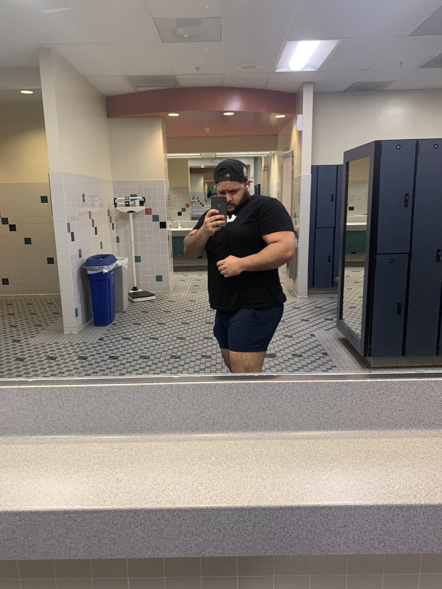 DukeBeefCakes's tweet photo. #goodworkout #thicc #300lbs #beefyaf #singlebear #single #singlegay #thickmen #bigbuttmen https://t.co/oxmWqGweST