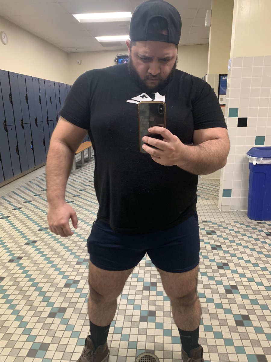 DukeBeefCakes's tweet photo. #goodworkout #thicc #300lbs #beefyaf #singlebear #single #singlegay #thickmen #bigbuttmen https://t.co/oxmWqGweST