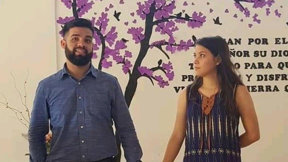 dios_nea's tweet photo. 👉 Presentación del nuevo Pastor en Jardín América (Misiones) JOSÉ y MIRNA NOVOA
#Felicitaciones
#Avancemos https://t.co/AlVZ2prsun