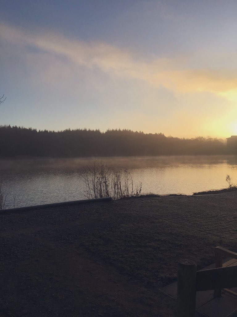 MegReed1's tweet photo. Frosty winter trail race this morning @RunnorthwestRun @AlderleyPark @Bruntwood_UK https://t.co/Q4dic2LFe8