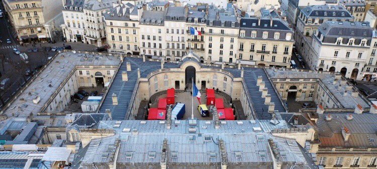 Clap de fin pour l’exposition #FabriquéEnFrance ! Nous sommes fiers d’avoir pu y prendre part pour vous faire changer d’idée sur l’#usine  
📸 : <a href="/Elysee/">Élysée</a>