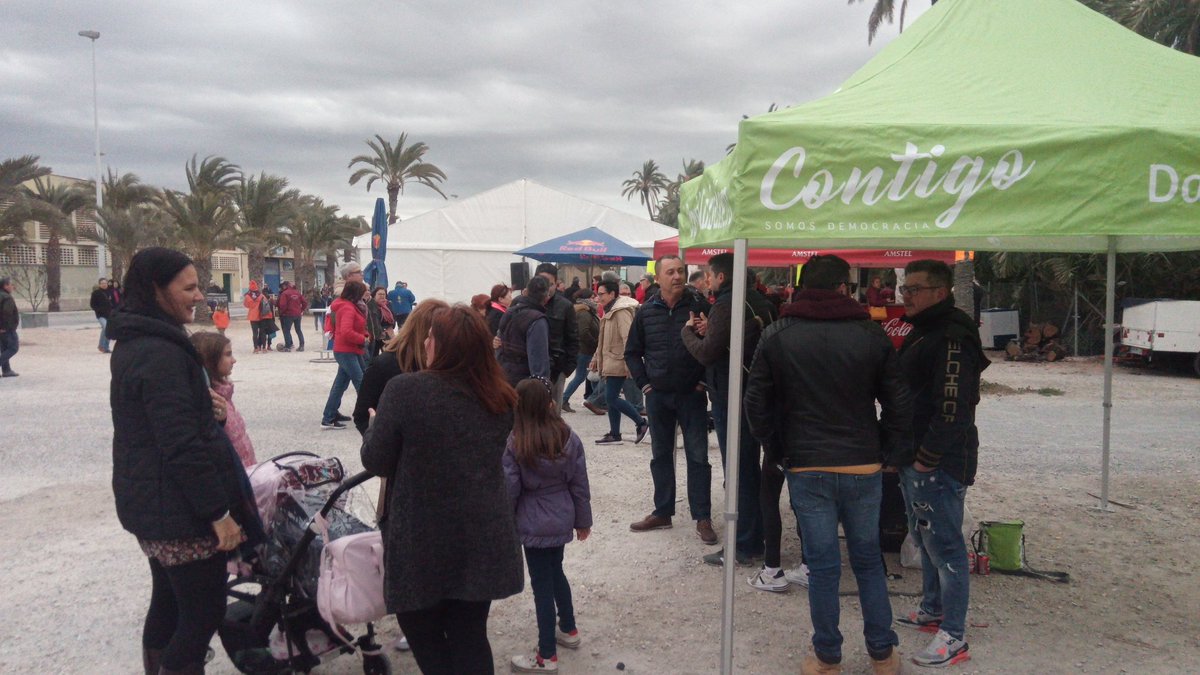 Contigo_Elche's tweet photo. 🏛️La carpa de CONTIGO ELCHE hoy en la #Romería de #SanAntón
👨‍👨‍👧‍👧🐢👨‍👩‍👧‍👧🐯👩‍👩‍👦🐮
#SomosTuCentro
#ContigoSí https://t.co/uCTflJb6ix