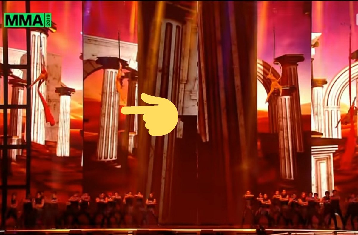 Namjoon's had grape vines and Greek architecture which reminded me of Dionysus and the stage.