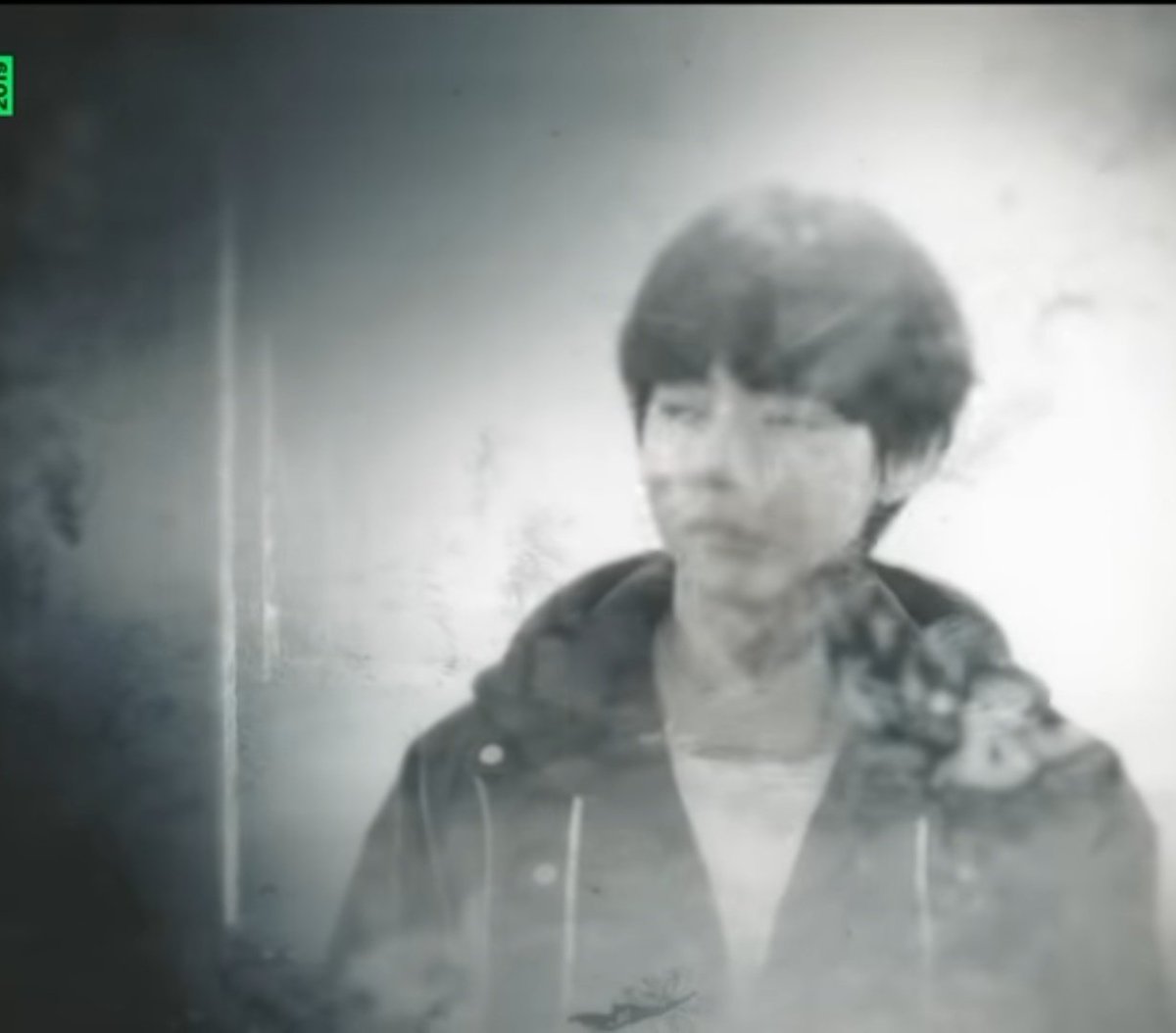 Taehyung's grafitti was related to No More Dream MV set and a nod to his character in BU who frequently does graffiti.