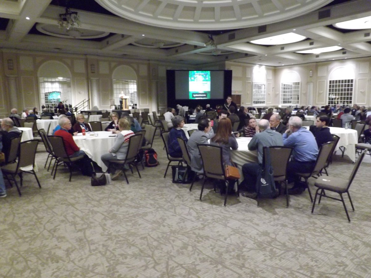 ccl_dc's tweet photo. On day 1 of #CCLMidAtlantic regional conference, there was a "speed dating session" where volunteers could check out different skills & topics, ie youth, conservative, & diversity outreach.
#GrassrootsClimate #MARC2020 #BipartisanClimate
#CitizensClimateLobby @CitizensClimate https://t.co/jdEOGF5ab4