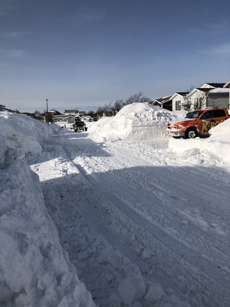 hillier2_h's tweet photo. Great way to meet your neighbours..... help snow blow each other out.  Met so many people today.....even got invited In for a cuppa coffee.    #Neighbourhoodchurch.  #ReflectJesus 
#Givinghopetoday.   @Salvationist @Mount_Pearl @PaulLaneMHA @Dave_Aker https://t.co/Xn6kGJqG90