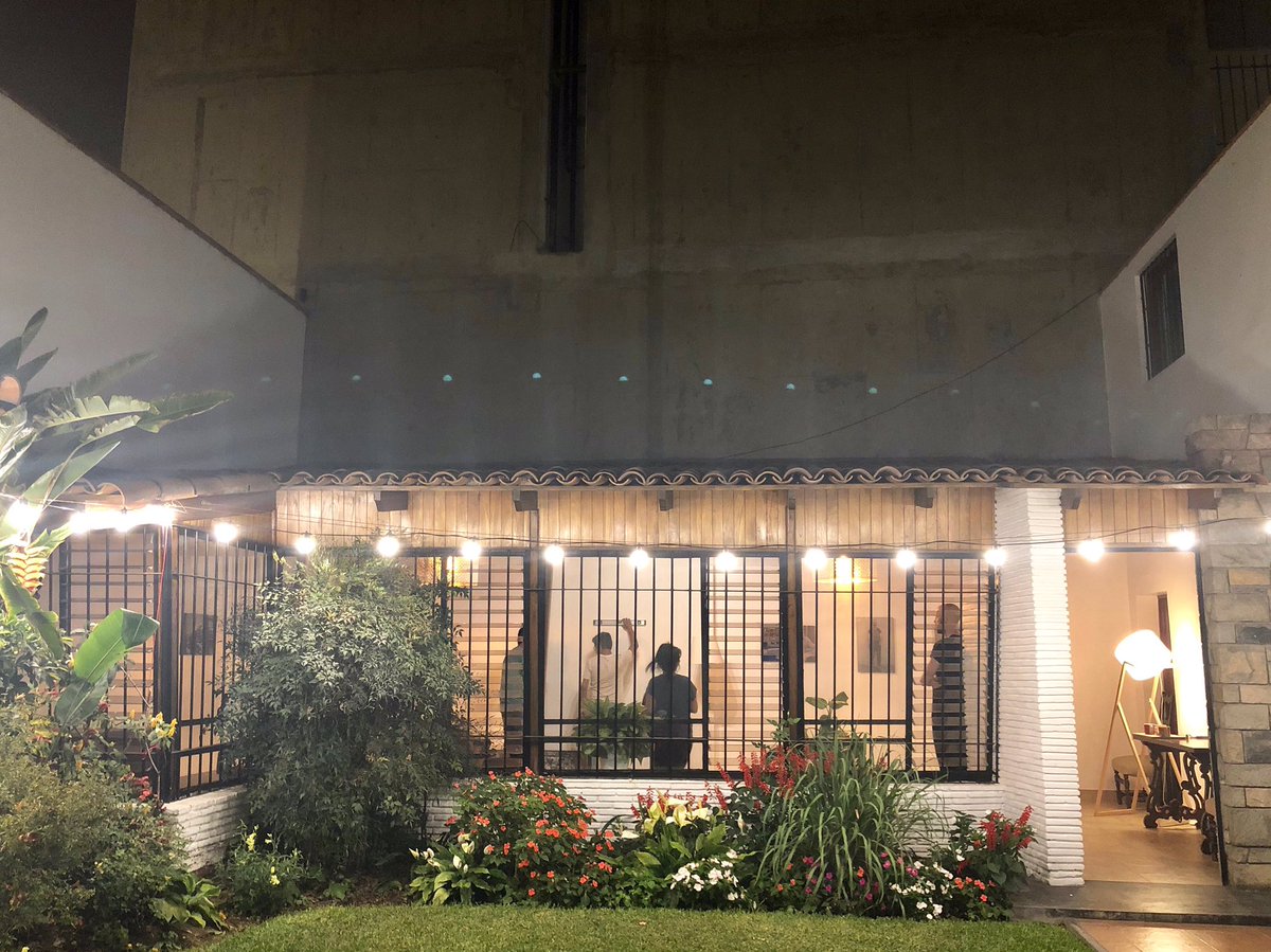 ebkoenig's tweet photo. Vous vous demandez de quoi il s'agit? 🤔 @CanadaPeru is putting the finishing touches on a great 🇨🇦 🇵🇪 #culturaldiplomacy collaboration here in #Lima. Watch this space on Tuesday night! 📸 #fotografiacallejera #perustreet https://t.co/EvEWv8JEgq